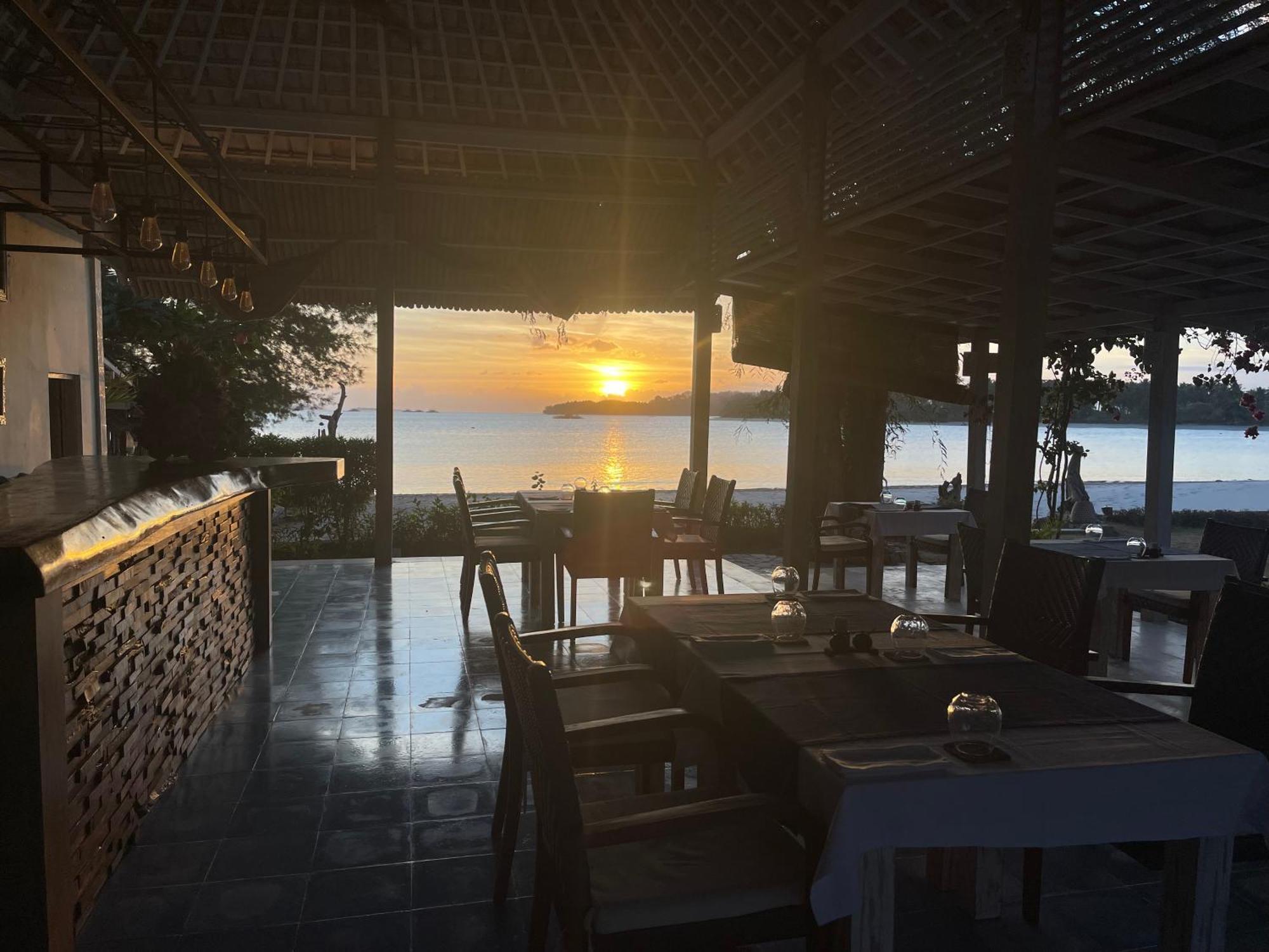 The Suites Lombok Sekotong Exterior photo